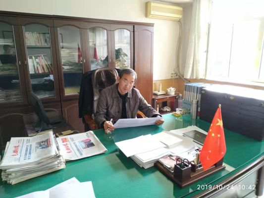 公司機(jī)關(guān)黨支部積極開展“不忘初心、牢記使命”主題教育答題活動.png